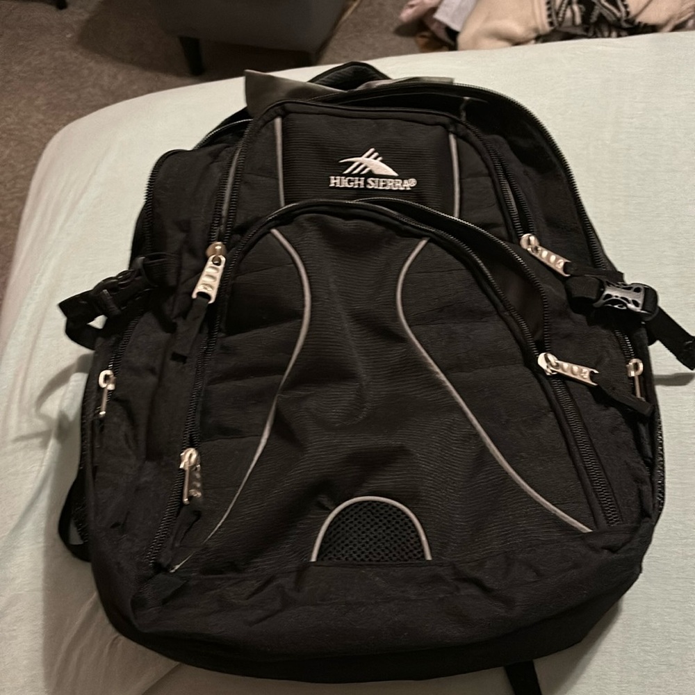 High Sierra backpack 🎒